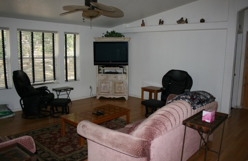 The Quail's Nest Living Room