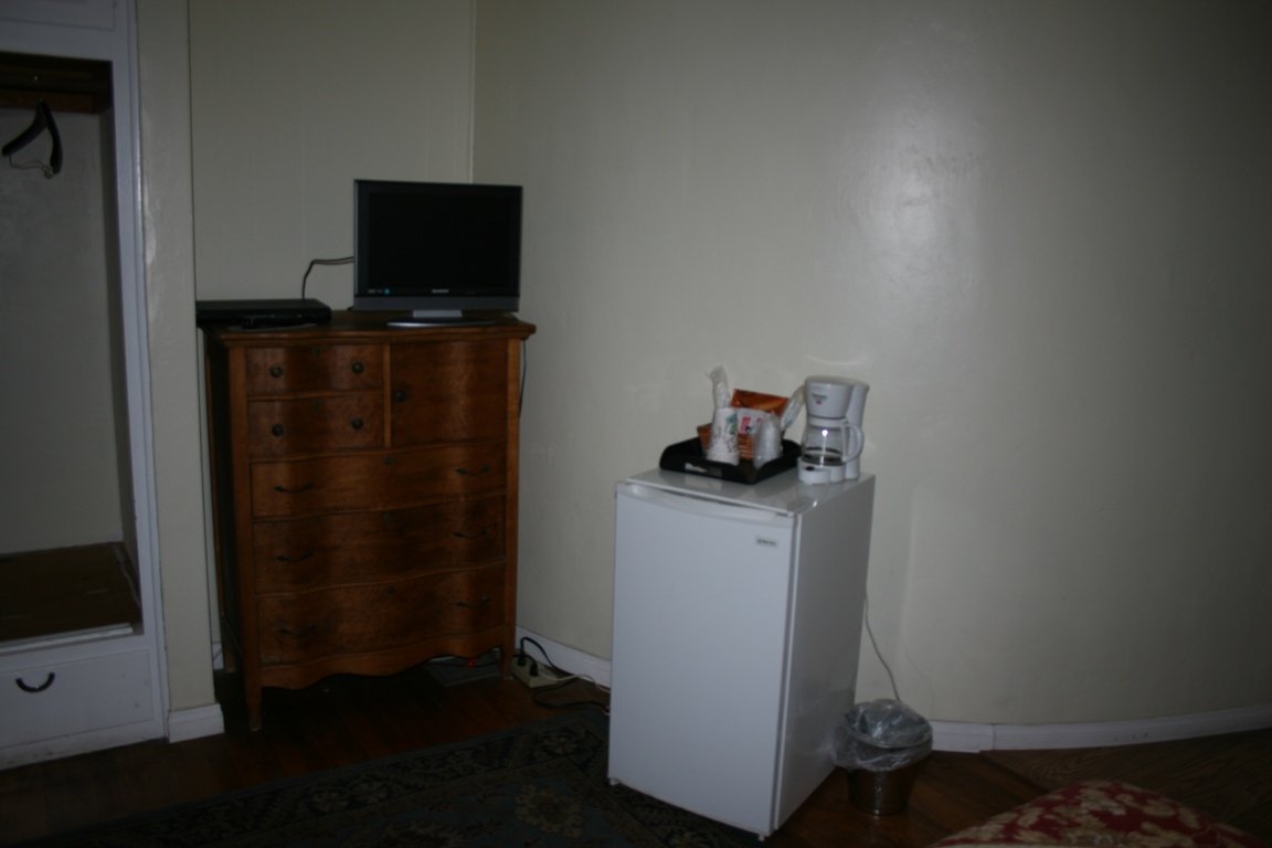 The Raccoon Lodge Room 22